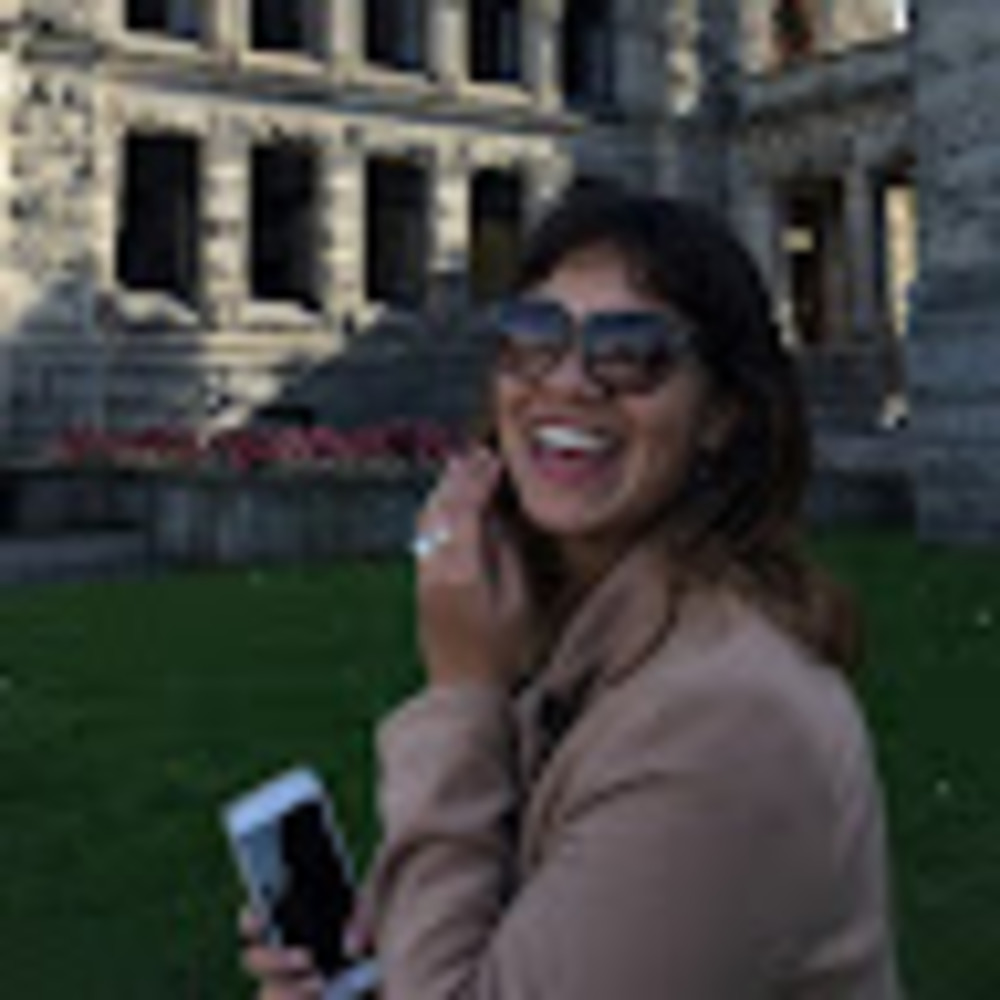Meet your Posher, Sheena